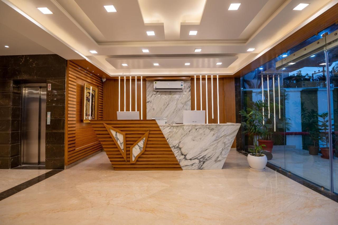 Hotel Vivaan Regency Харідвар Екстер'єр фото